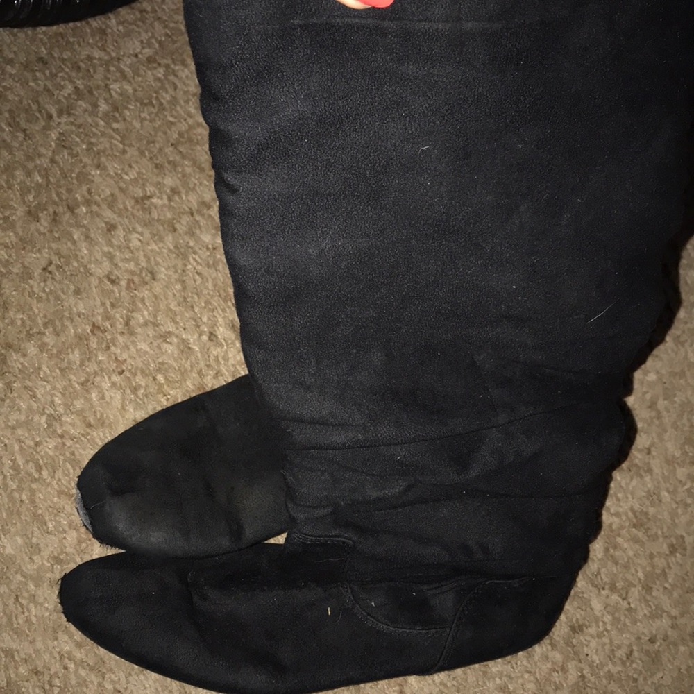 Black suede boots